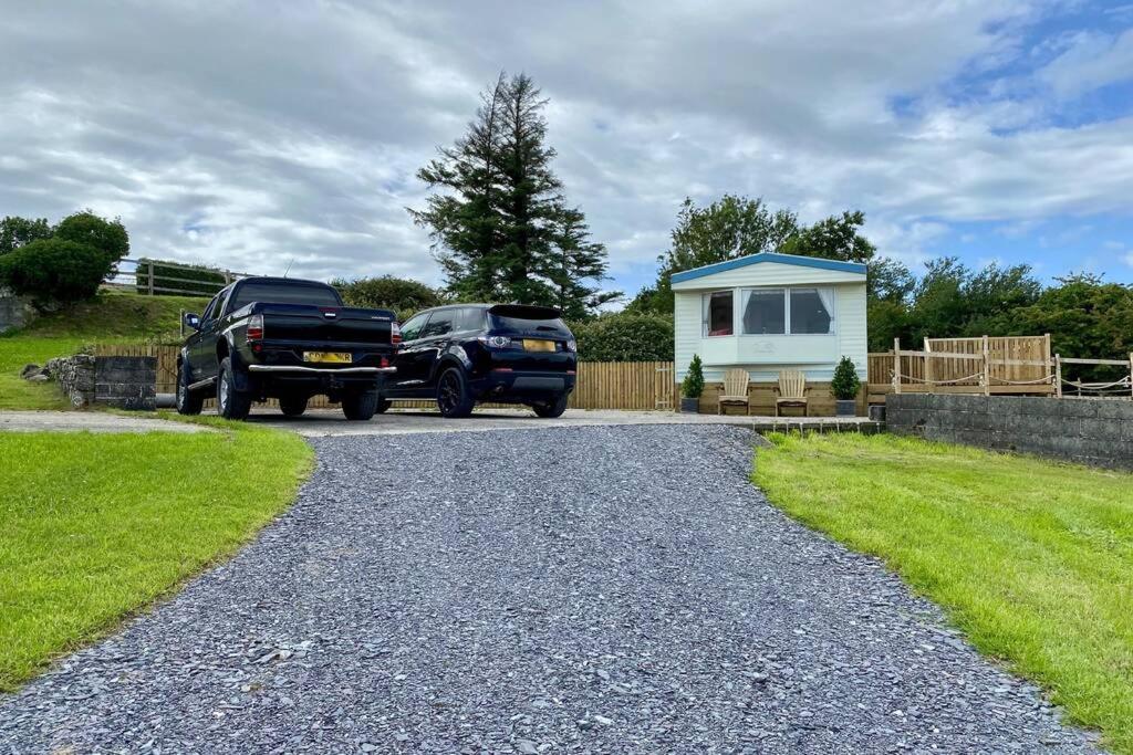Snowdon Bay - North Wales - Stunning Llyn Peninsula Mountain & Ocean Views - Wilde Retreats Villa Pwllheli Exterior foto