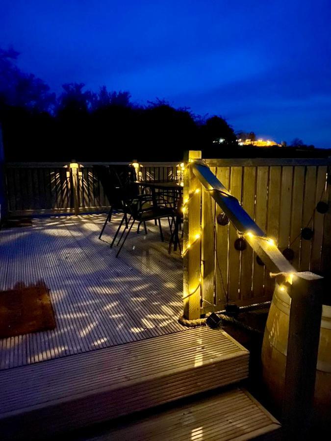 Snowdon Bay - North Wales - Stunning Llyn Peninsula Mountain & Ocean Views - Wilde Retreats Villa Pwllheli Exterior foto
